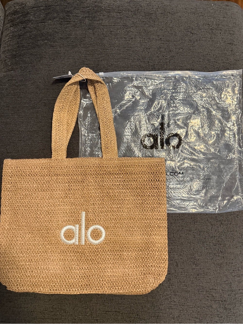 ALO Yoga Natural Woven Tote Bag - Picture 9 of 11